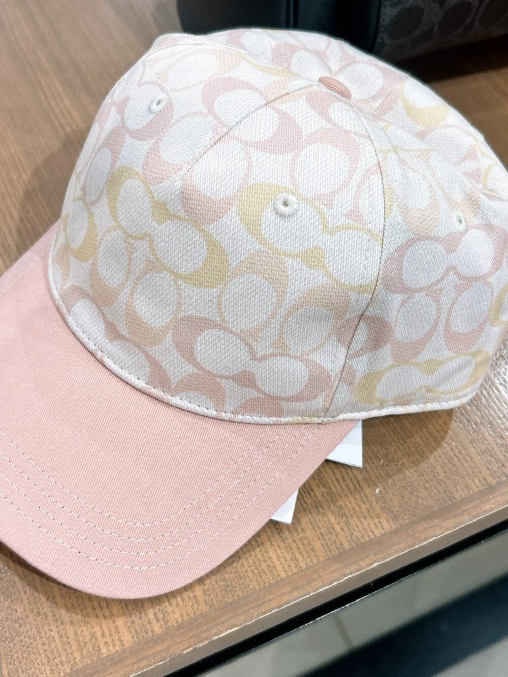 nwt coach Signature Baseball Hat for women one size - Picture 7 of 7